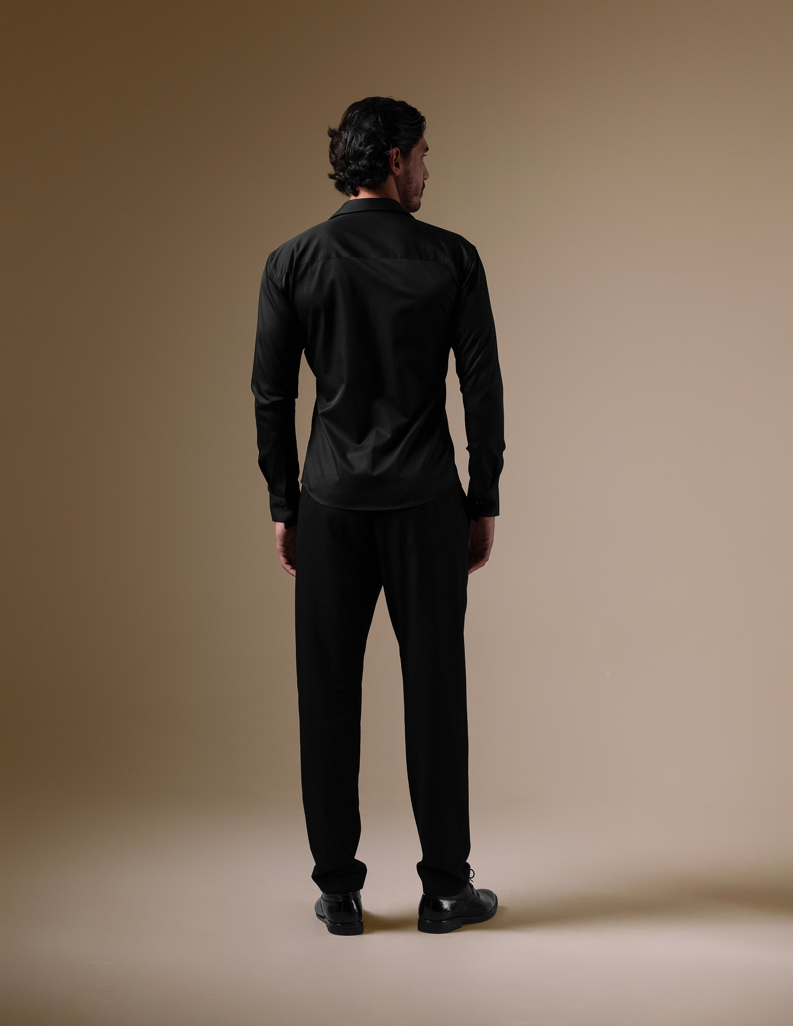 The Black Tailored Shirt